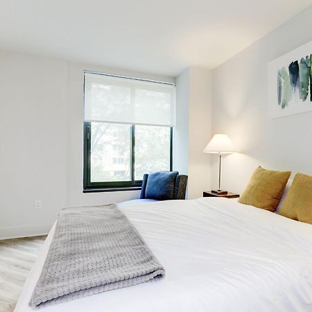2Br Executive Apartment With Spacious Layout Arlington Exterior foto