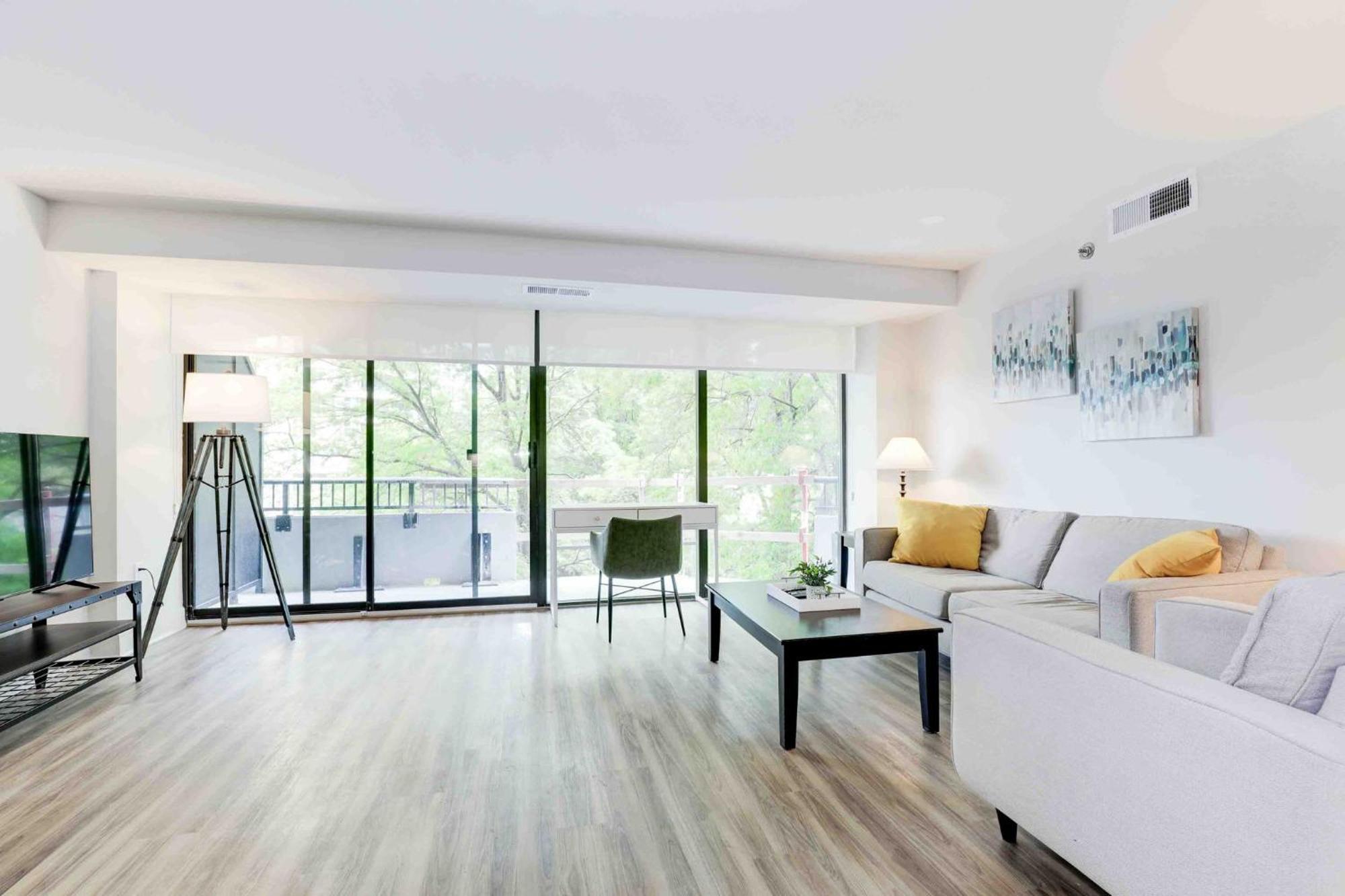 2Br Executive Apartment With Spacious Layout Arlington Exterior foto