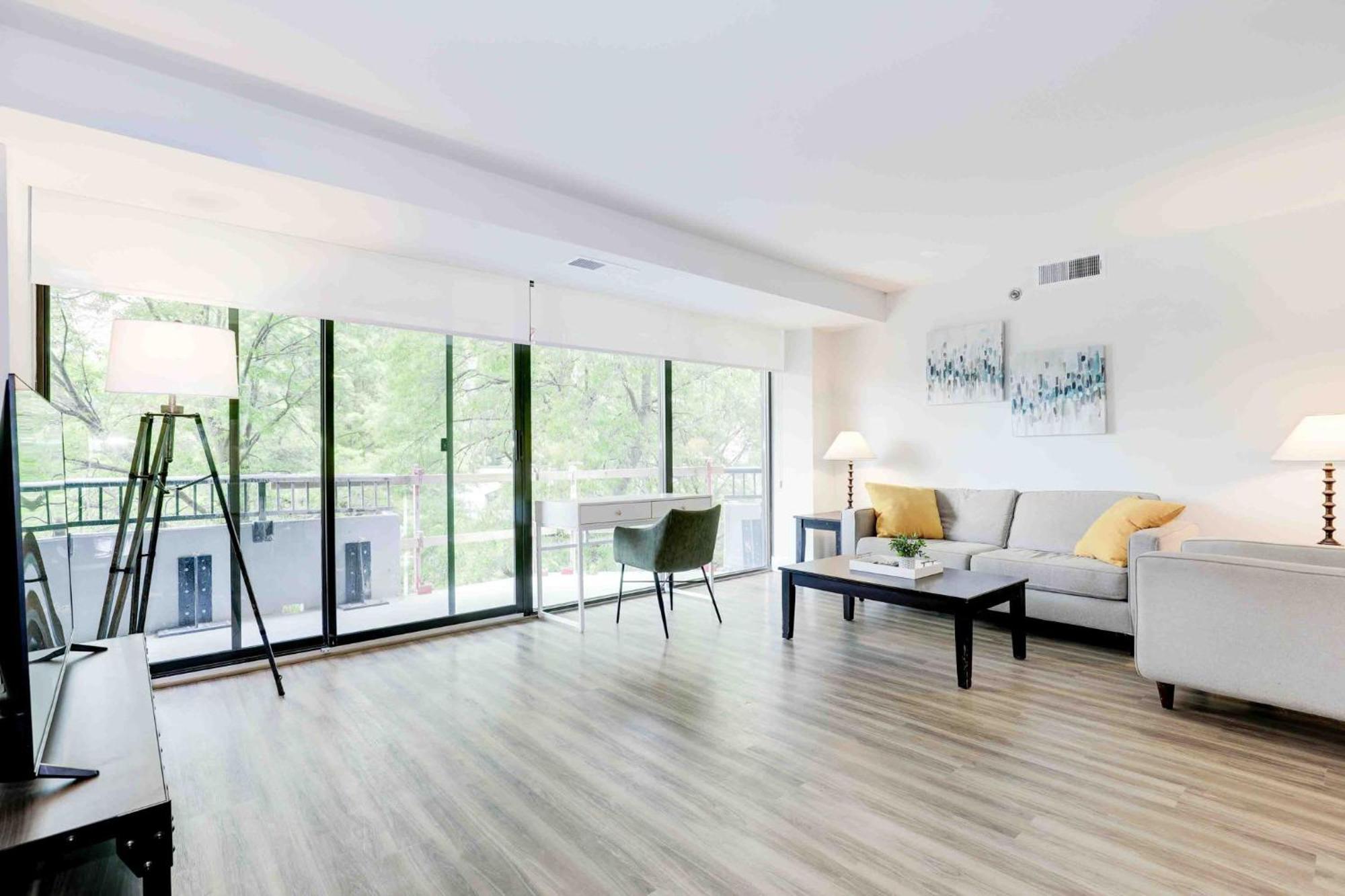 2Br Executive Apartment With Spacious Layout Arlington Exterior foto
